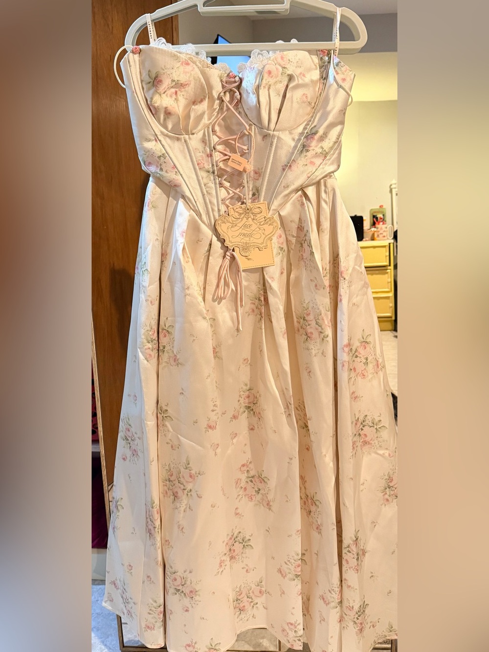 LaceMade Love Flowers Corset Dress - Picture 4 of 8
